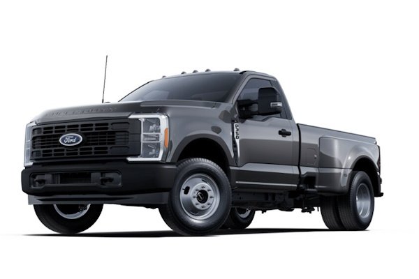 Ford F-450 Super Duty tyres