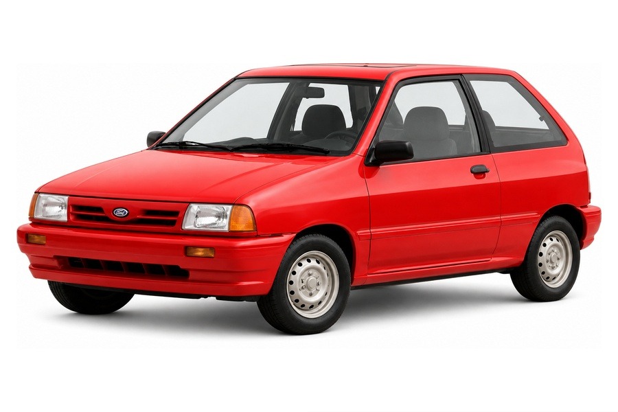 1992年式フォード フェスティバ — ホイール・タイヤサイズ、PCD