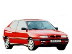 1998 ランチア デルタ - ホイール＆タイヤサイズ、PCD、オフセット 
