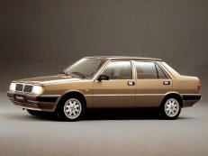 Anvelope Lancia Prisma