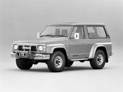 日産 サファリ I (Y60) [1987 .. 1997] - ホイール＆タイヤ