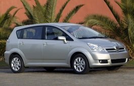 Toyota Corolla Verso Tyre