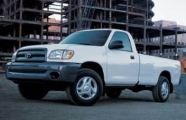 2000 トヨタ タンドラ - ホイール＆タイヤサイズ、PCD、オフセット 