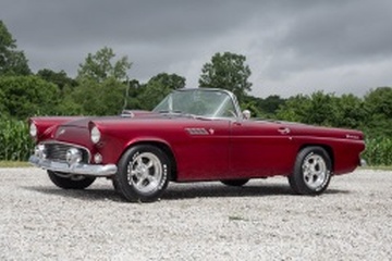 1957 フォード サンダーバード - ホイール＆タイヤサイズ、PCD