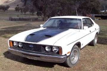 フォード ファルコン XC [1976 .. 1979] - ホイール＆タイヤサイズ