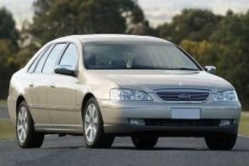 フォード・フェアレーン500　市村商店 市村商店 ゼンマイ式 ブリキのFORD FAIRLANE 500 外箱付き