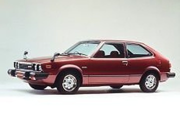 1979 ホンダ アコード - ホイール＆タイヤサイズ、PCD、オフセット