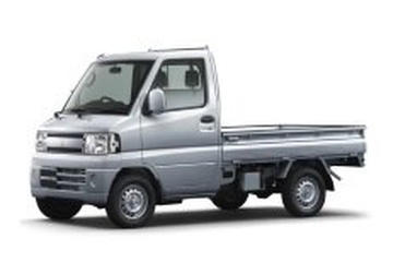 三菱 ミニキャブ トラック - 各年式と世代のリム仕様、タイヤ仕様、PCD
