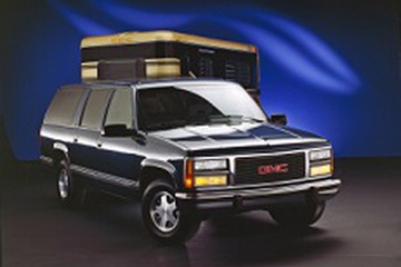 GMC Suburban 2500 GMT400 [1992 .. 1999] [USDM] Closed Off-Road Vehicle