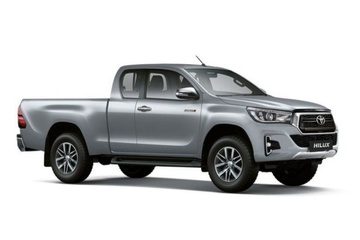 2018 トヨタ ハイラックス - ホイール＆タイヤサイズ、PCD、オフセット
