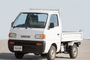 1995 スズキ キャリイ - ホイール＆タイヤサイズ、PCD、オフセット