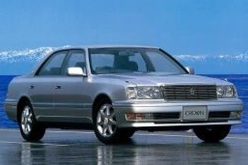 1997 トヨタ クラウン - ホイール＆タイヤサイズ、PCD、オフセット