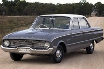 フォード ファルコン XK [1960 .. 1962] - ホイール＆タイヤサイズ