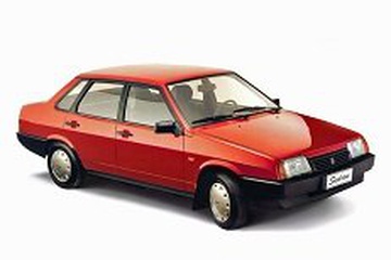 VAZ 21099 - 各年式と世代のリム仕様、タイヤ仕様、PCD、オフセット