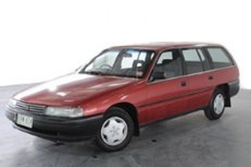 Holden Commodore - Specs of rims, tires, PCD, offset for each year and ...