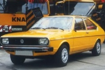Volkswagen Passat B1 Facelift [1975 .. 1977] Hatchback, 3d