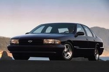 1996 シボレー インパラ - ホイール＆タイヤサイズ、PCD、オフセット
