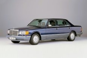 1990年式メルセデス・ベンツ Sクラス — ホイール・タイヤサイズ、PCD