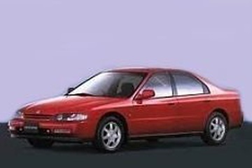 CDアコード？ ホンダ アコード V (CD/CE) [1993 .. 1997] - ホイール＆タイヤ