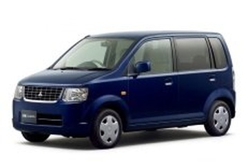 2009 三菱 eKワゴン - ホイール＆タイヤサイズ、PCD、オフセット