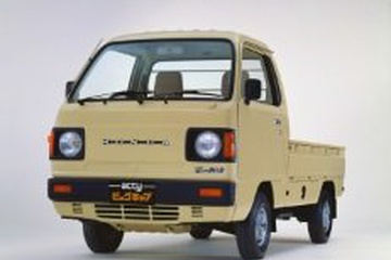1981 ホンダ アクティ・バン - ホイール＆タイヤサイズ、PCD