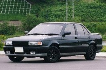 日産 サニー VII (B13) [1990 .. 1993] - ホイール＆タイヤ