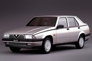 Alfa Romeo 75 161/162 Sedan