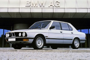 BMW 5 Series II (E28) [1981 .. 1988] Седан (E28)