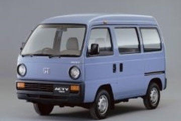 アクティバン ホンダ アクティ・バン II [1988 .. 1990] - ホイール＆タイヤサイズ
