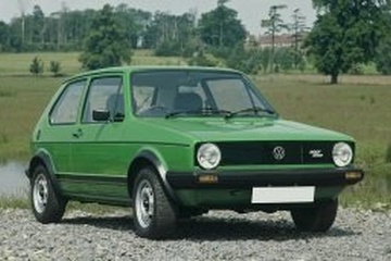 1976 フォルクスワーゲン ゴルフ - ホイール＆タイヤサイズ、PCD
