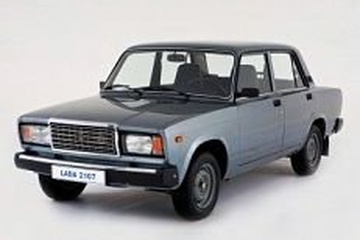 1997 VAZ 2107 - ホイール＆タイヤサイズ、PCD、オフセット、および