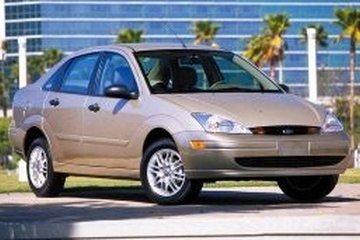 2005 Ford Focus Sedan Tire Size