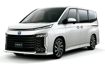 2023 トヨタ ヴォクシー - ホイール＆タイヤサイズ、PCD、オフセット