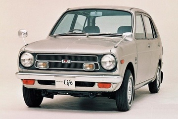 ホンダ ライフ SA/VA/WA (1971–1974) — ホイール・タイヤサイズ、PCD