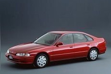 CDアコード？ 1995 ホンダ アコード - ホイール＆タイヤサイズ、PCD