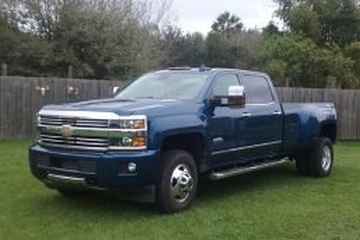 2018 シボレー シルバラード 3500 HD - ホイール＆タイヤサイズ、PCD