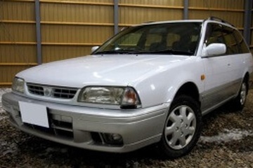 日産 アベニール サリュー I (W10) [1995 .. 1998] - ホイール＆タイヤ