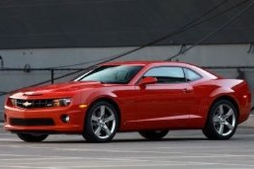 2012 シボレー カマロ - ホイール＆タイヤサイズ、PCD、オフセット 